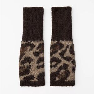 ANIMAL PRINT KNIT GLOVES